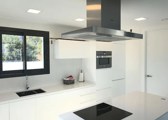 In Calpe With Pool Near