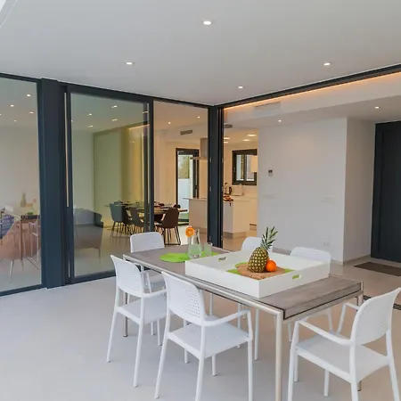 In With Pool Near Calpe