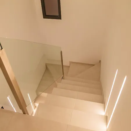 Villa In With Pool Near Calp