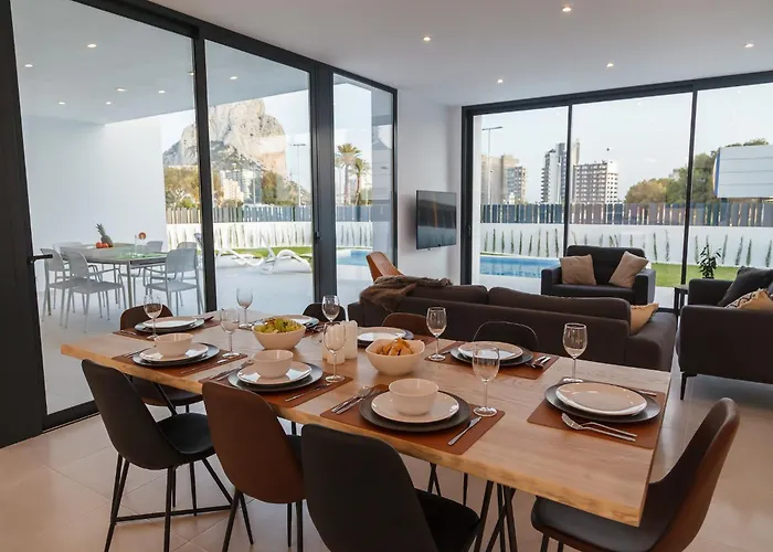 Villa In Calpe With Pool Near