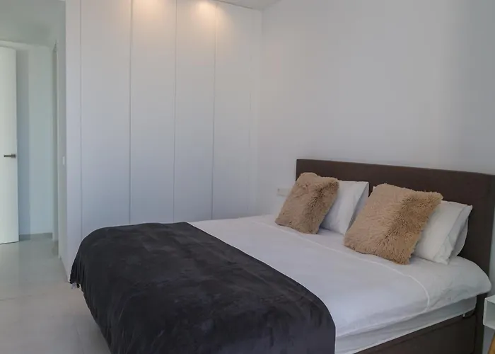 In Calpe With Pool Near *