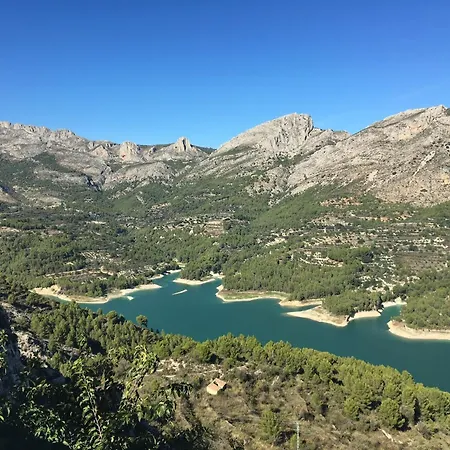 וילה In With Pool Near